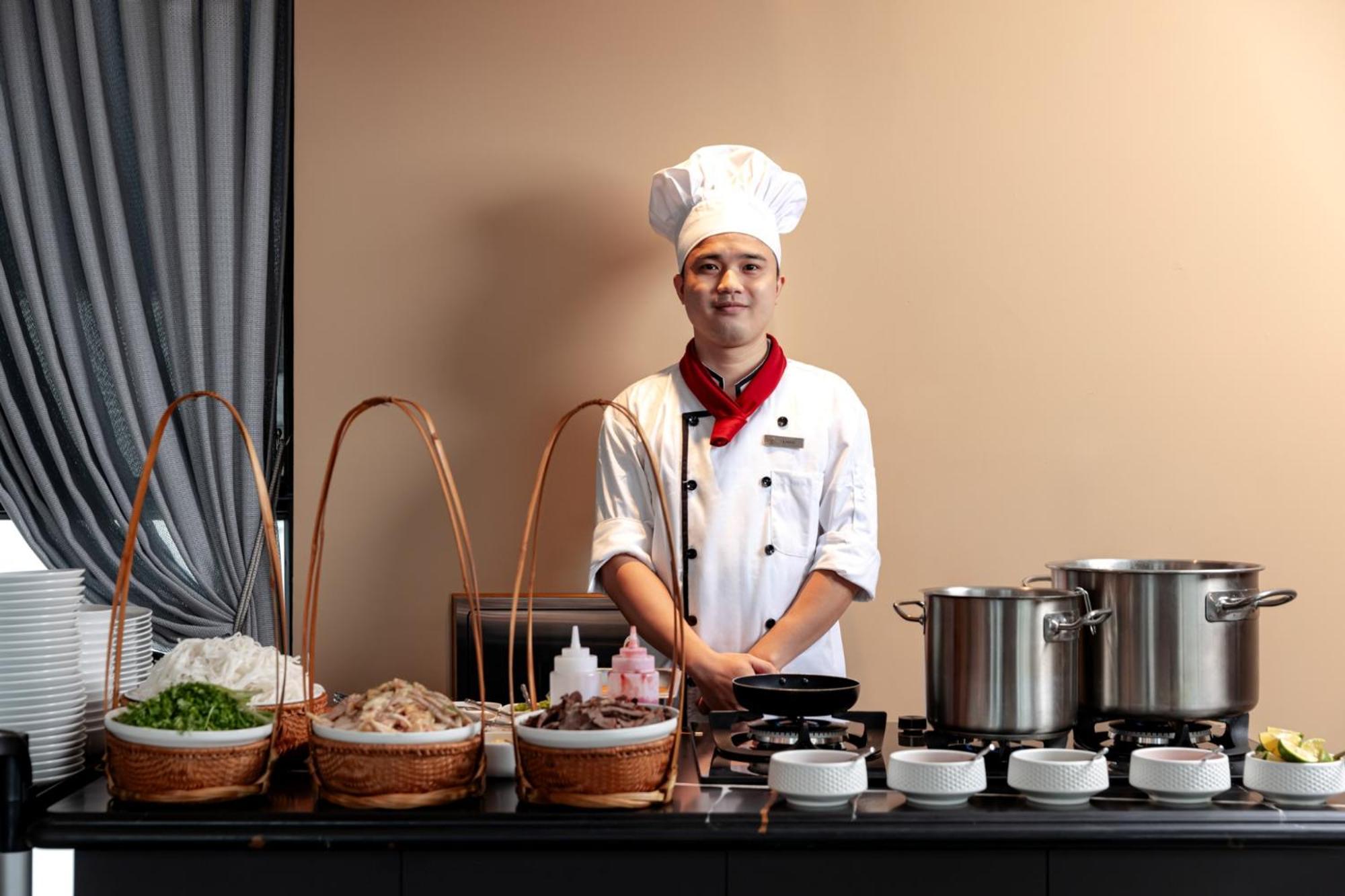 La Siesta Classic Hang Thung Hanoi Luaran gambar A live kitchen at a hotel