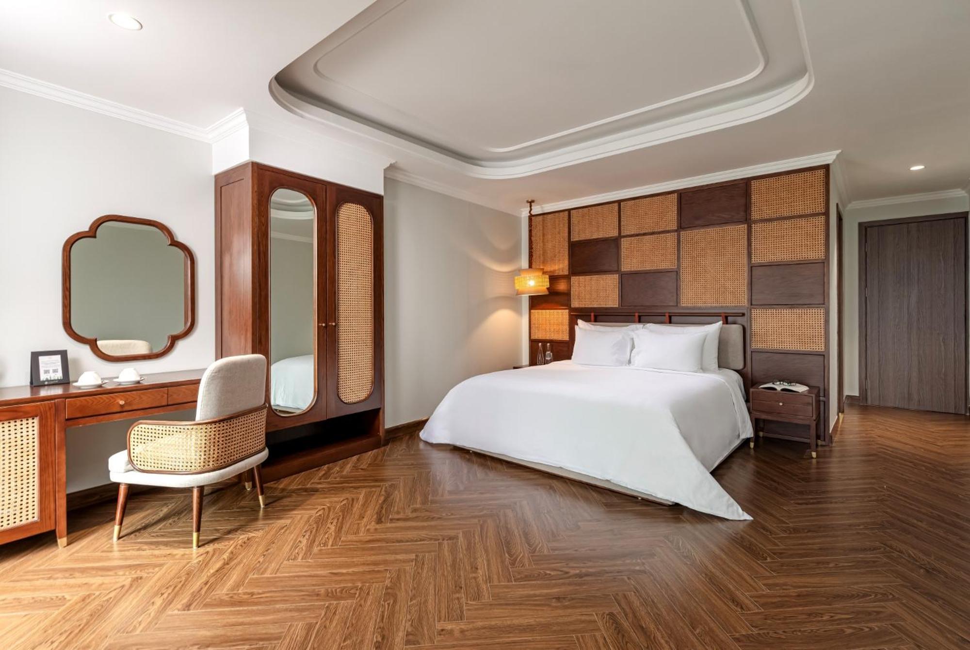 La Siesta Classic Hang Thung Hanoi Luaran gambar A bedroom at the hotel