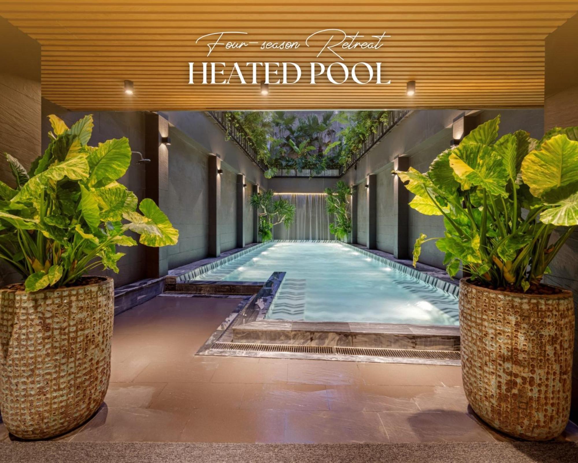 La Siesta Classic Hang Thung Hanoi Luaran gambar The heated pool at the hotel